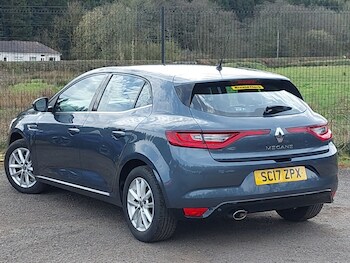 Used Renault Megane 2017 for sale - 78253336: Photo