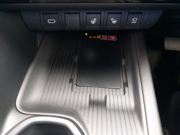 Used Toyota C-HR 2024 for sale - 76282038: Photo 13