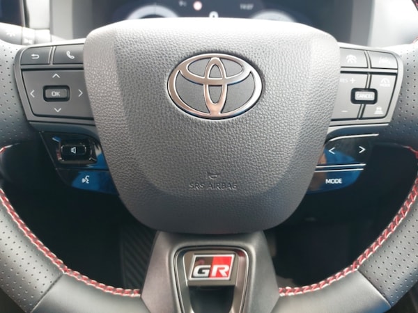 Used Toyota C-HR 2024 for sale - 76282038: Photo 15