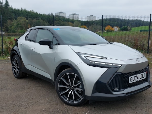 Used Toyota C-HR 2024 for sale - 76282038: Photo 1