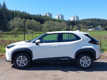 Used Toyota Yaris Cross 2023 for sale - 78560395: Photo