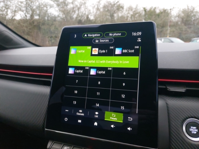 Used Renault Clio 2023 for sale - 77343316: Photo 13