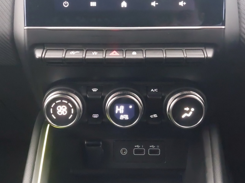 Used Renault Clio 2023 for sale - 77343316: Photo 14