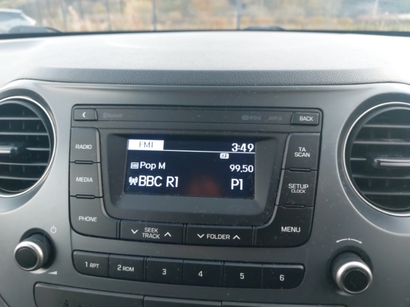 Used Hyundai i10 2017 for sale - 76397458: Photo 10