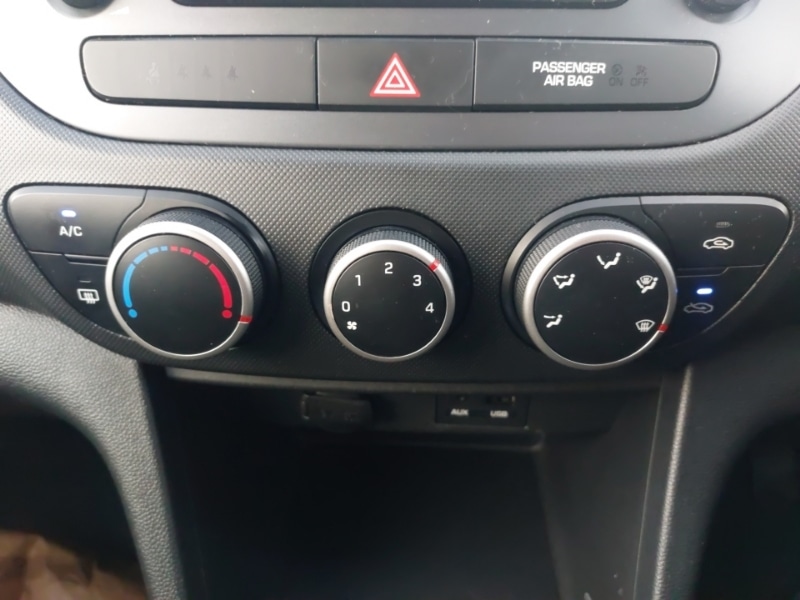 Used Hyundai i10 2017 for sale - 76397458: Photo 16