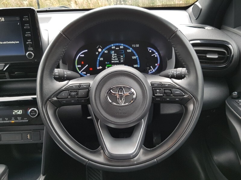 Used Toyota Yaris Cross 2022 for sale - 76213464: Photo 10