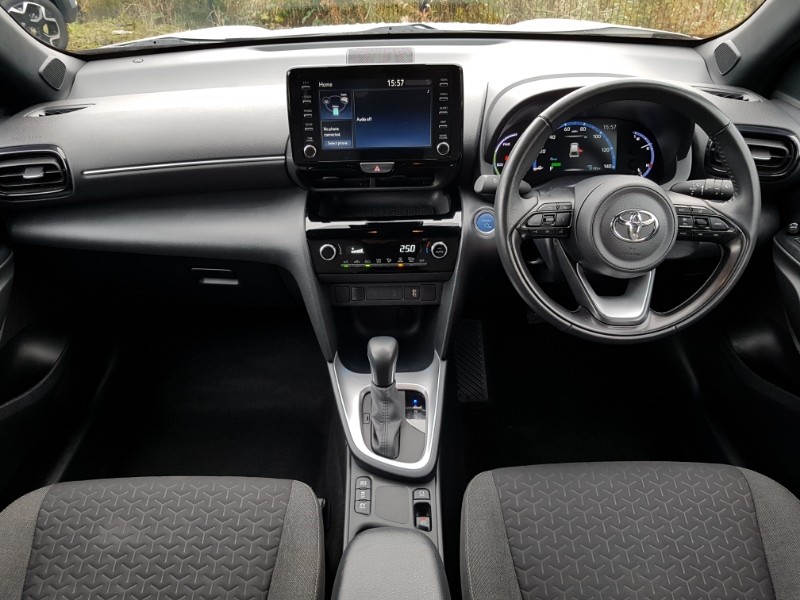 Used Toyota Yaris Cross 2022 for sale - 76213464: Photo 2