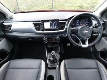 Used Kia Stonic 2019 for sale - 79501480: Photo