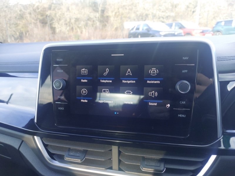 Used Volkswagen T-Roc 2023 for sale - 77357880: Photo 13