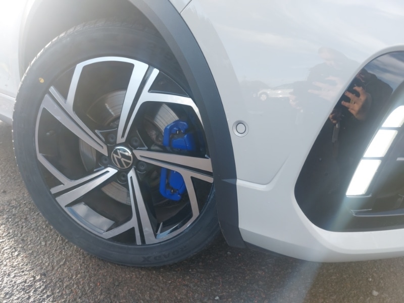 Used Volkswagen T-Roc 2023 for sale - 77357880: Photo 9