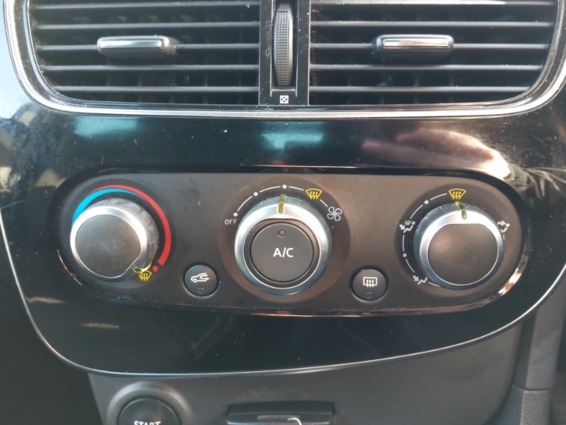 Used Renault Clio 2019 for sale - 77992633: Photo 17