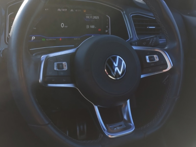 Used Volkswagen T-Roc 2021 for sale - 76630596: Photo 11