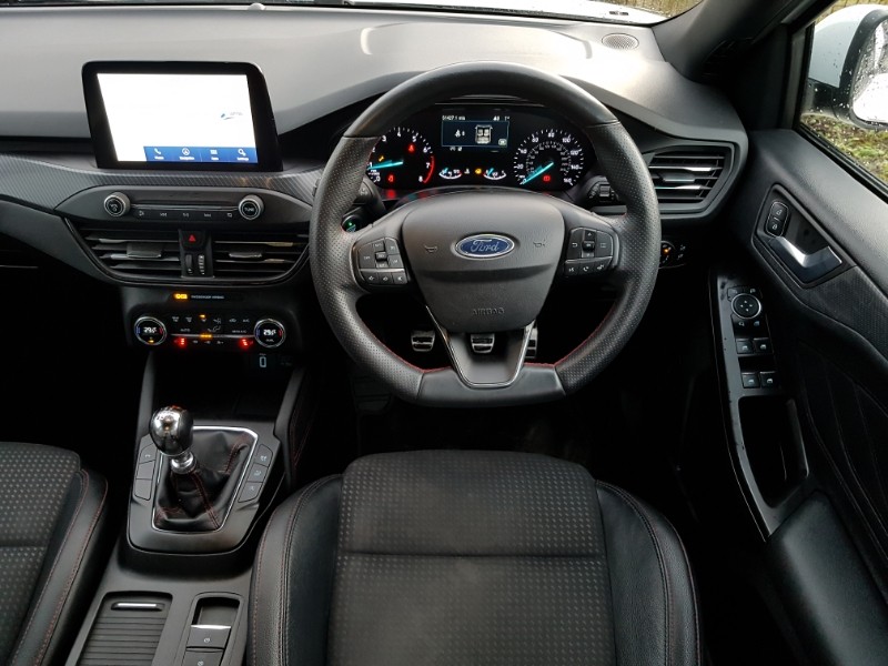 Used Ford Focus 2019 for sale - 76726218: Photo 2