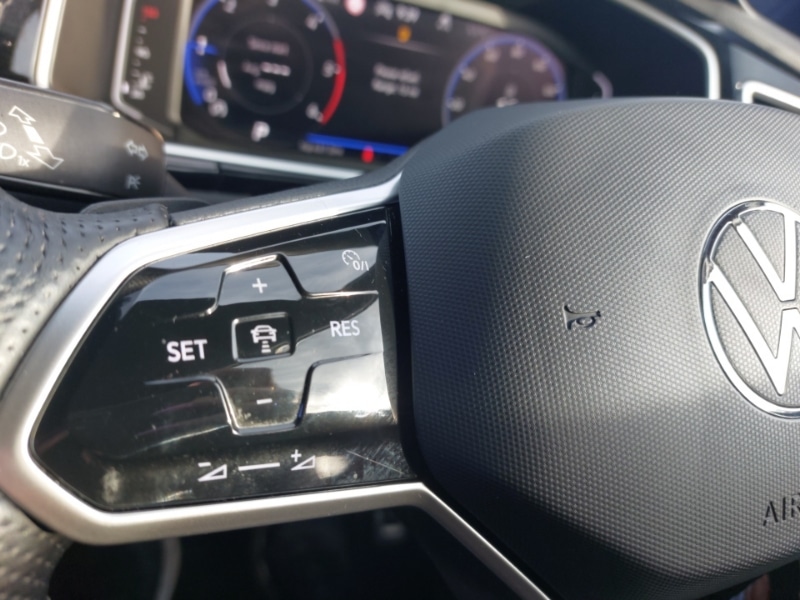 Used Volkswagen T-Roc 2023 for sale - 76484164: Photo 15