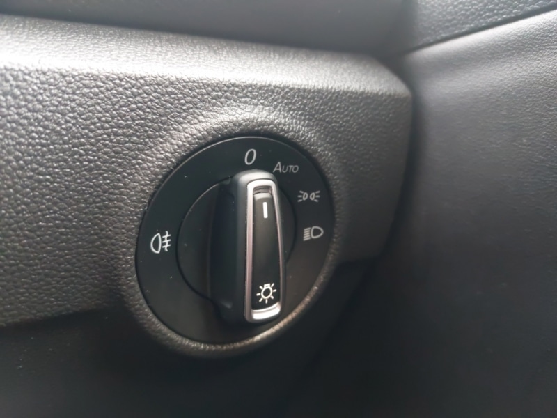 Used Volkswagen T-Roc 2023 for sale - 76484164: Photo 18