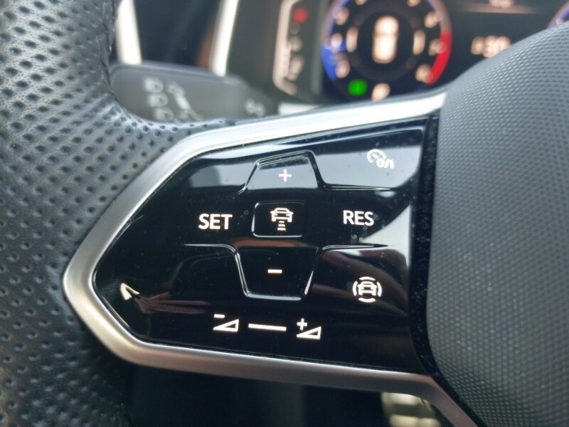 Used Volkswagen T-Roc 2022 for sale - 77964081: Photo 16