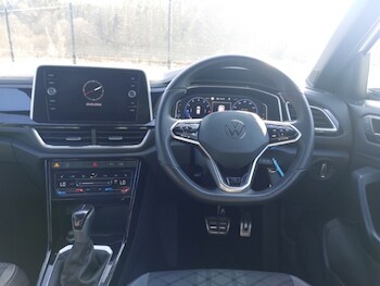 Used Volkswagen T-Roc 2022 for sale - 77964081: Photo