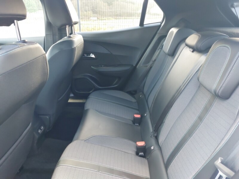 Used Peugeot 2008 2023 for sale - 77889538: Photo 6