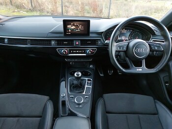 Used Audi A4 2019 for sale - 77585133: Photo