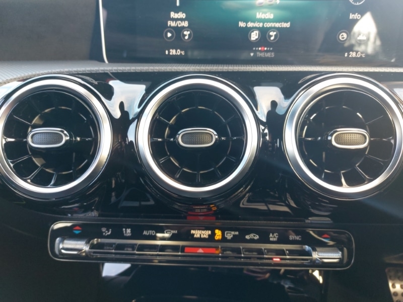 Used Mercedes-Benz A-Class 2018 for sale - 76343465: Photo 13