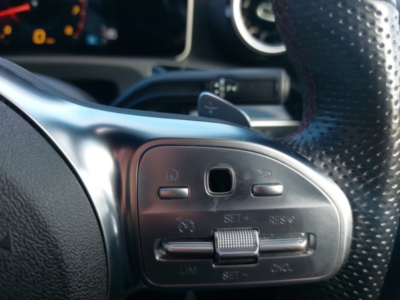 Used Mercedes-Benz A-Class 2018 for sale - 76343465: Photo 15