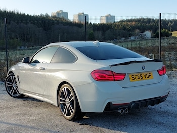 Used BMW 4 Series 2018 for sale - 77123122: Photo