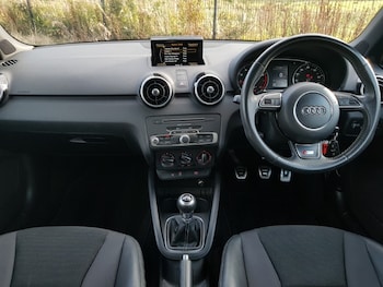 Used Audi A1 2017 for sale - 76160918: Photo