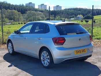 Used Volkswagen Polo 2019 for sale - 78431953: Photo