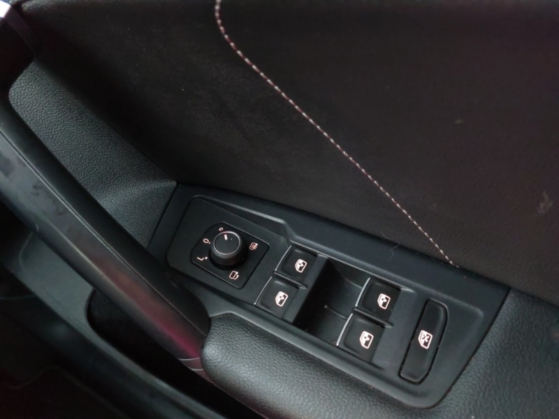 Used Volkswagen Tiguan 2021 for sale - 76816045: Photo 18