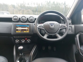 Used Dacia Duster 2019 for sale - 77682424: Photo