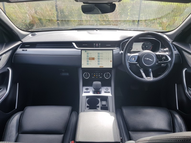 Used Jaguar F-Pace 2021 for sale - 76221198: Photo 2