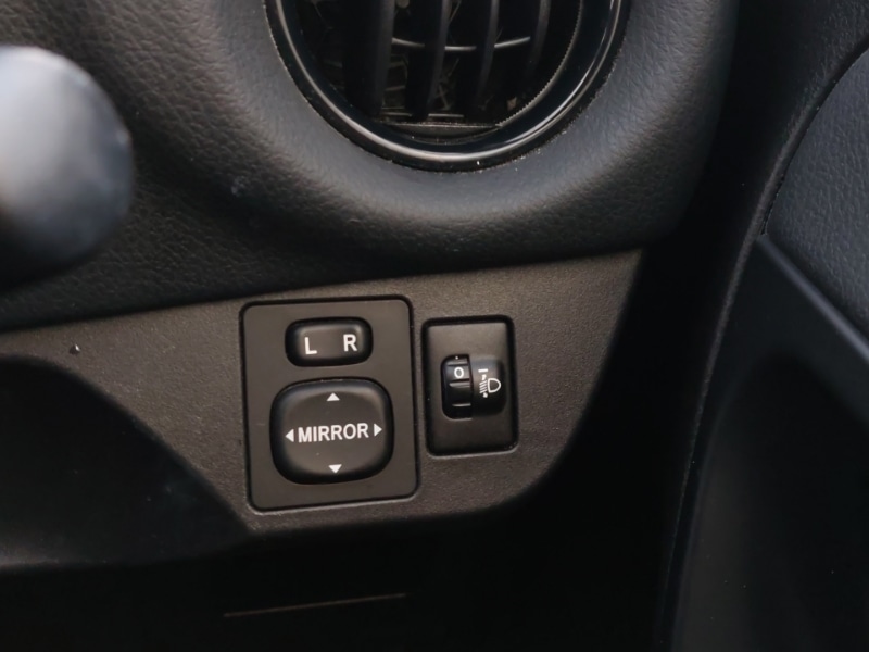 Used Toyota Yaris 2016 for sale - 76959098: Photo 16