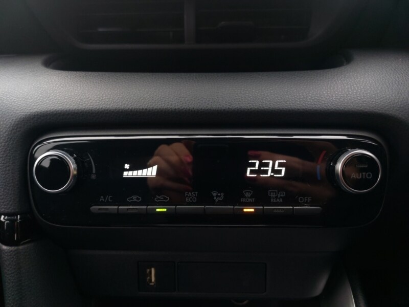 Used Toyota Yaris 2022 for sale - 77731638: Photo 14