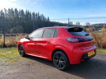 Used Peugeot 208 2020 for sale - 76451032: Photo