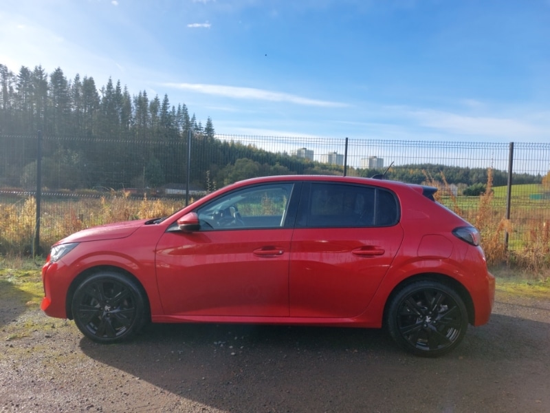 Used Peugeot 208 2020 for sale - 76451032: Photo 4
