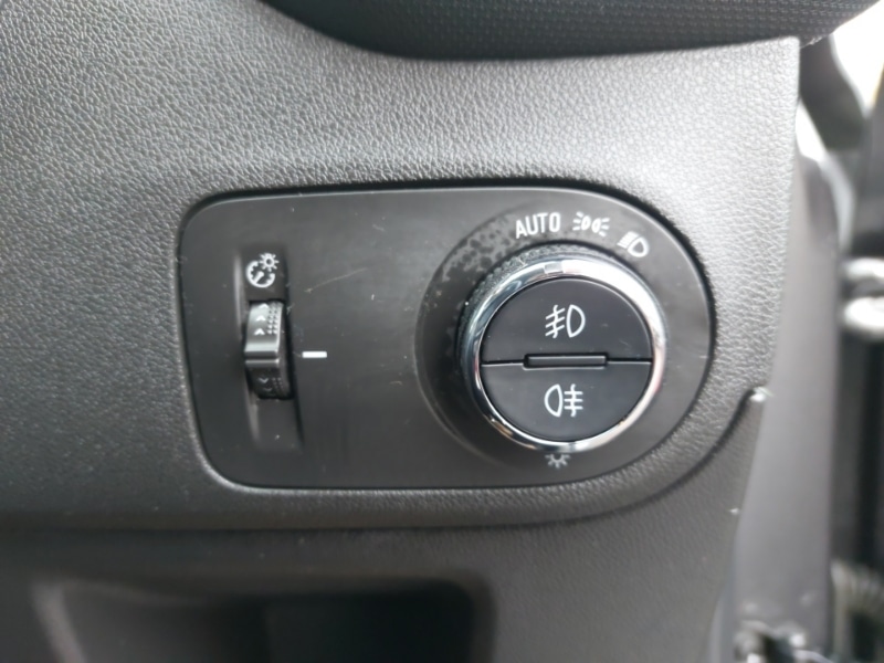 Used Vauxhall Crossland 2022 for sale - 77536581: Photo 12