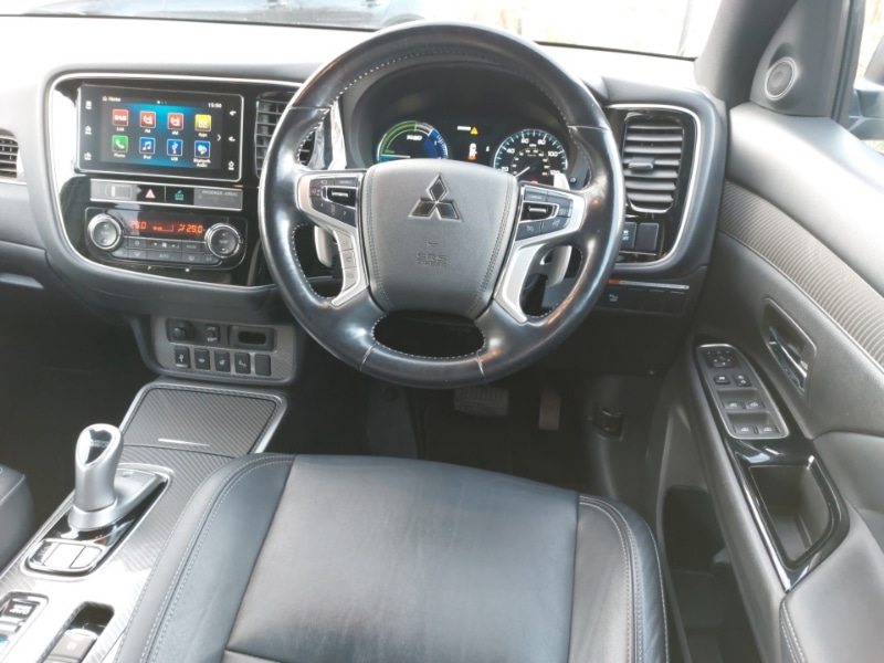 Used Mitsubishi Outlander 2018 for sale - 76556192: Photo 2
