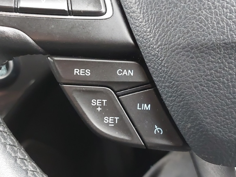 Used Ford Kuga 2018 for sale - 77630294: Photo 17