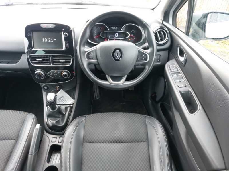 Used Renault Clio 2019 for sale - 77656833: Photo 2