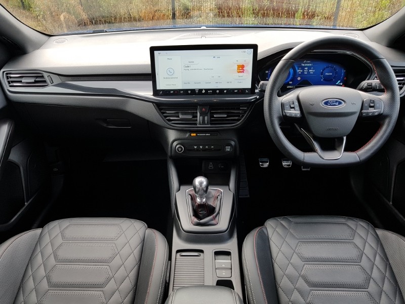 Used Ford Focus 2022 for sale - 76160366: Photo 2