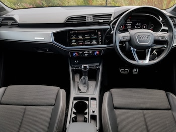 Used Audi Q3 2020 for sale - 75476433: Photo