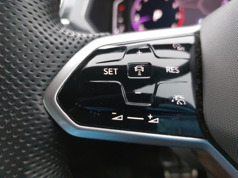 Used Volkswagen Tiguan 2023 for sale - 77881790: Photo 14