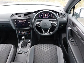 Used Volkswagen Tiguan 2023 for sale - 77881790: Photo