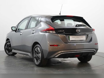 Used Nissan Leaf 2022 for sale - 77271242: Photo