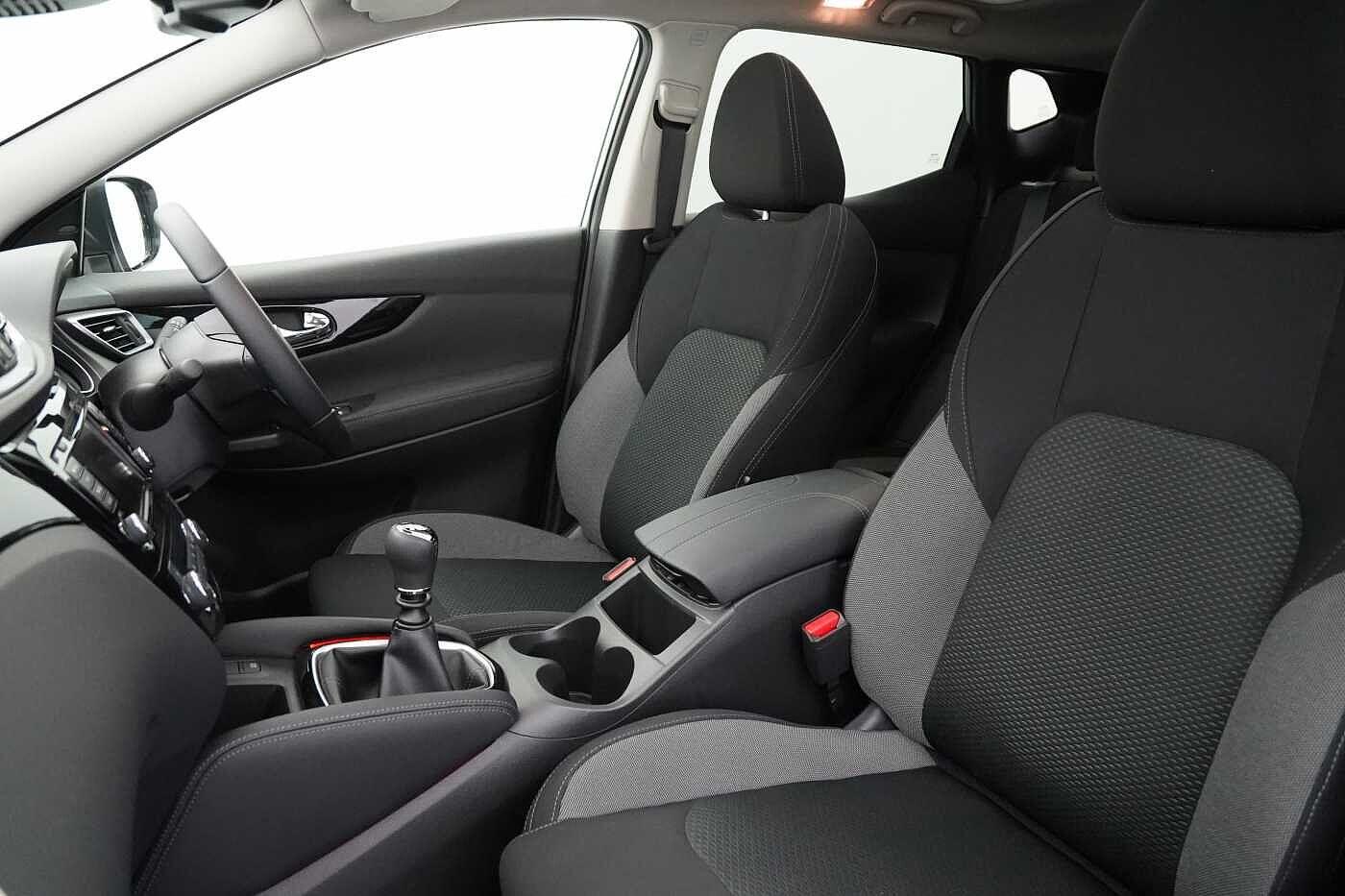 Used Nissan Qashqai 2018 for sale - 76762285: Photo 18