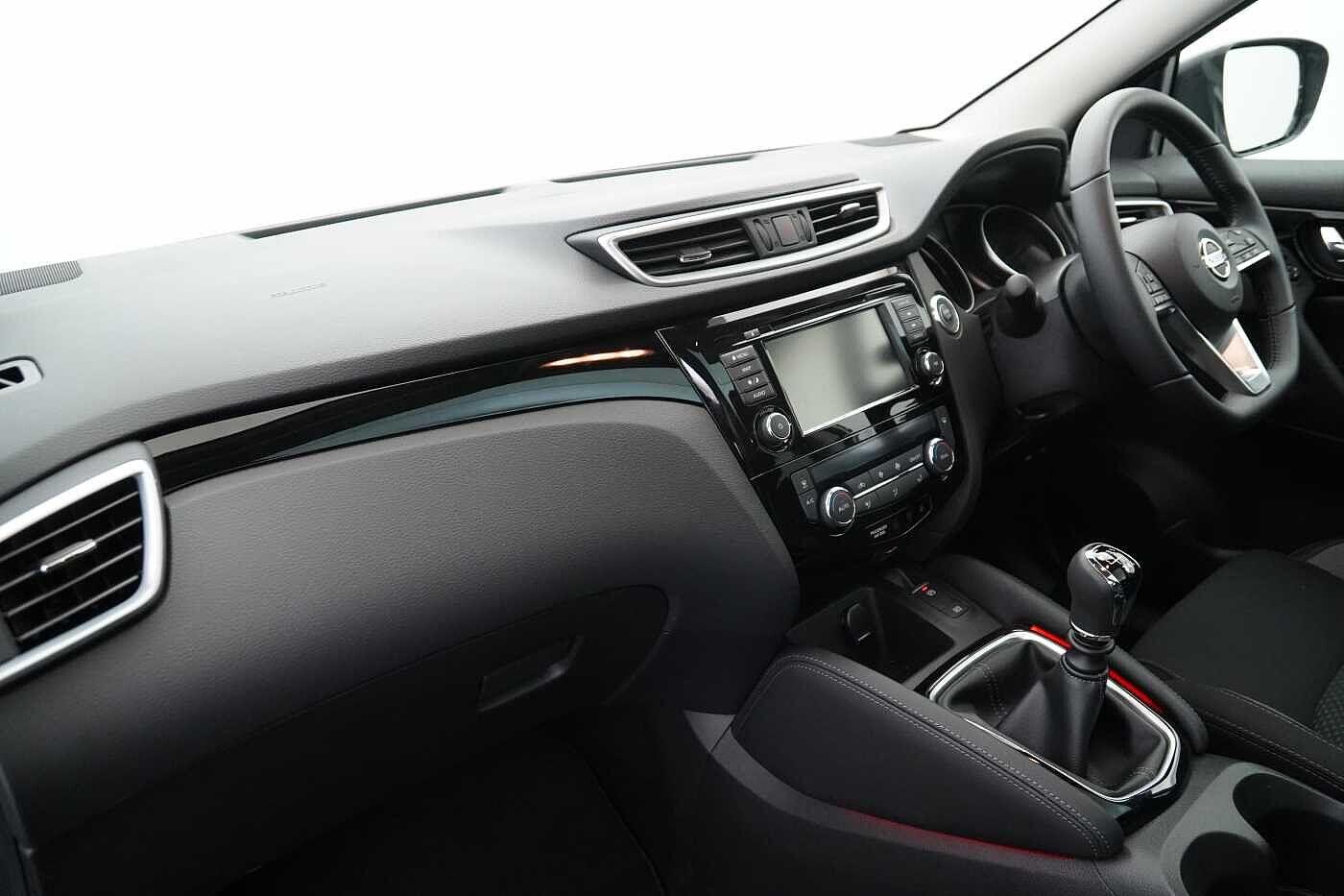 Used Nissan Qashqai 2018 for sale - 76762285: Photo 2