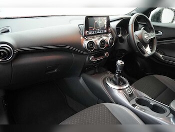 Used Nissan Juke 2023 for sale - 78123044: Photo