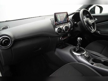 Used Nissan Juke 2021 for sale - 77871986: Photo