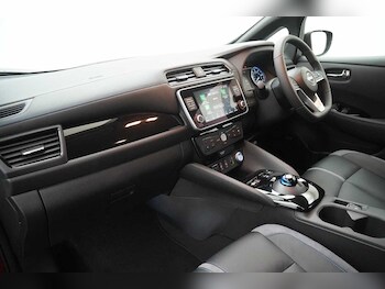 Used Nissan Leaf 2023 for sale - 78323624: Photo