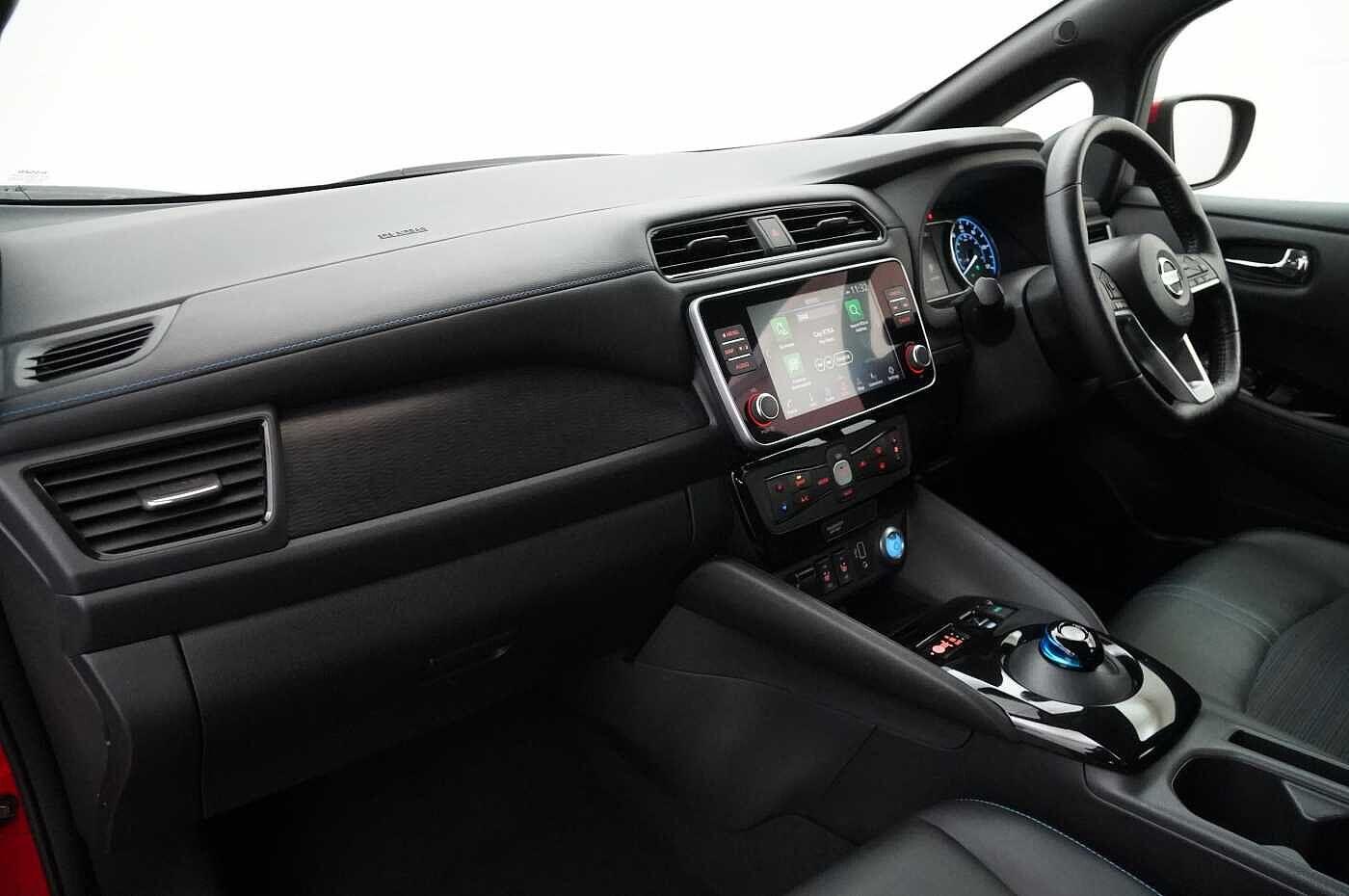 Used Nissan Leaf 2020 for sale - 77945905: Photo 2